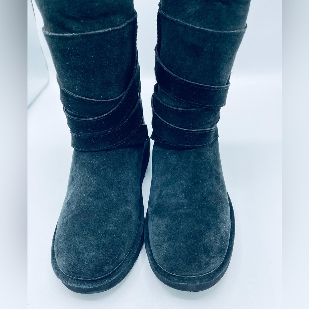 LAMO EUC LIBERTY 12” 100 PERCENT SHEEPSKIN BOOTS WITH STRAPS